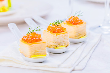  Lachs kavier Gormet häppchen