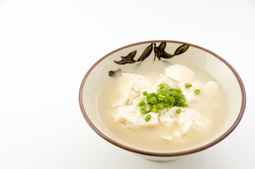 ゆし豆腐（沖縄の郷土料理）