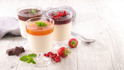 assorted panna cotta