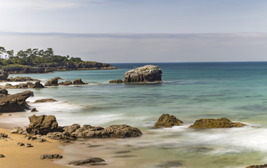 Obraz premium Playas del Cantábrico en el norte De España