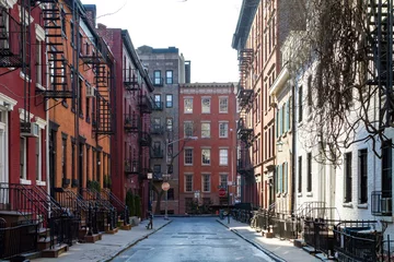 Meubelstickers Historisch gebouwenblok aan Gay Street in de wijk Greenwich Village in Manhattan in New York City © deberarr
