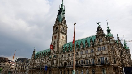 Fototapeta na wymiar Hamburg Rathaus, Aussenansicht