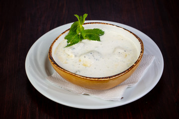 Chicken in cream sauce
