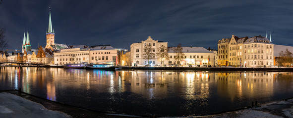 Fototapeta na wymiar Lübeck Panorama