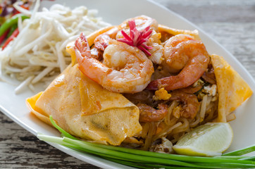 Thai Fried Noodle In Egg Sheet or Pad Thai Prawn Wrap Egg sheet