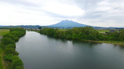 岩木山と岩木川