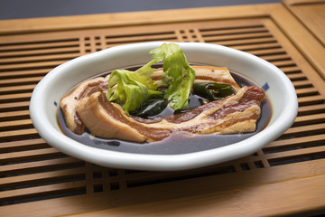 Korean food is called dwaeji yangnyeom galbi