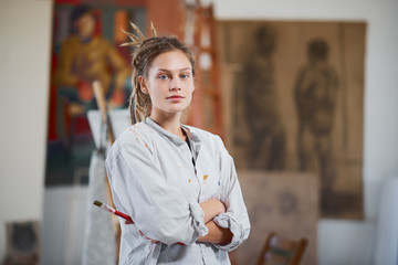 Naklejka premium Portrait of an Artistic girl her atelier.