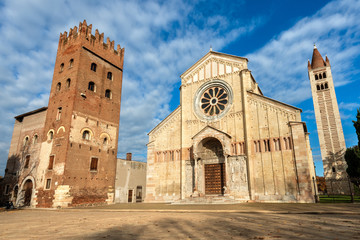 Fototapeta na wymiar Basilica of San Zeno - Verona Italy