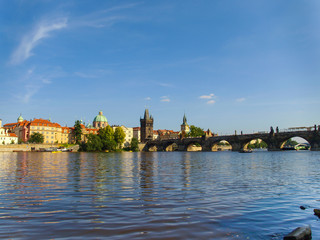 Obraz premium The Charles Bridge over the Vltava River in Prague, Czech Republic 