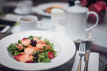Fresh salad with shrimp