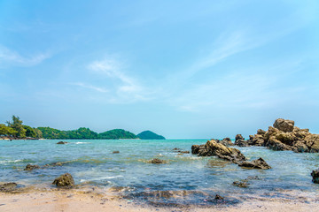 Fototapeta na wymiar Beautiful Tropical Beach blue ocean background Summer view Sunshine at Sand and Sea Asia Beach Thailand Destinations 