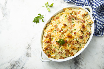 Homemade ham and cheese pasta bake