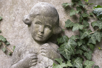 Obraz premium Tombstone on the Prague Jewish Cemetery, Czech Republic