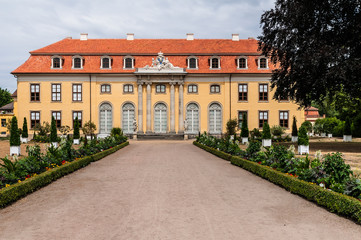 Fototapeta na wymiar Dessau-Roßlau-Schloss Mosigkau
