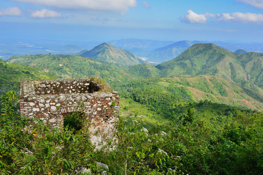 Mountain range over Haiti and remains of the French Citadelle la ferriere built on the top of a mountain