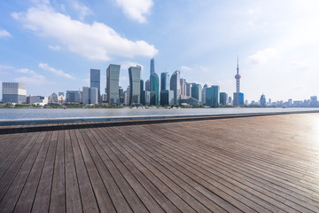 Obraz premium panoramic city skyline with empty square