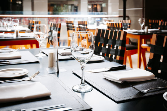 generic image restaurant table