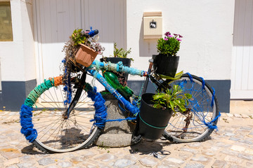 Fototapeta premium Blumenfahrrad von Peniche