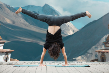 YOGA
