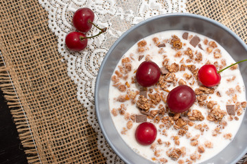 Müsli und Milch