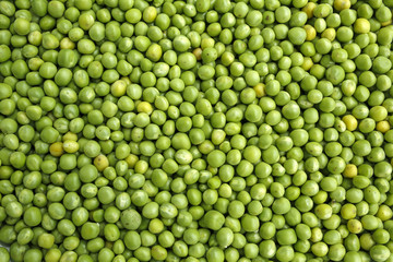 Fototapeta na wymiar green peas background or texture