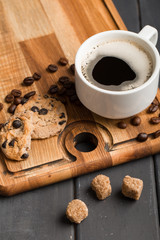 Obraz na płótnie Canvas black coffee beans on black background