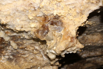  Beautiful crystals of karst caves