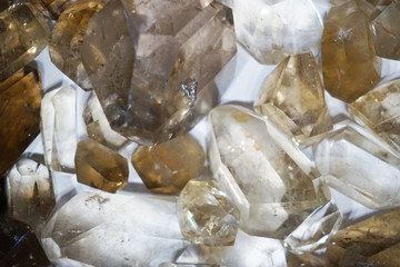 white crystal mineral texture