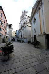 Fototapeta na wymiar Badalucco, Liguria Imperia, chiesa di Santa Maria Assunta e San Giorgio 
