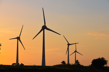 éoliennes vent energie ciel vert ecologie