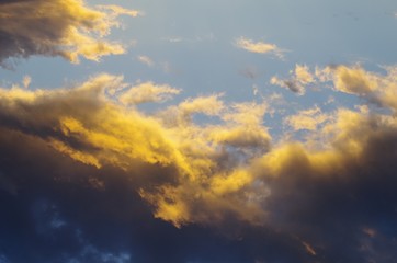 Cloud formation upside down