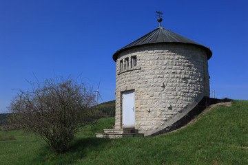 Hochbeh&auml;lter, Wasserspeicherreservoir der Wasserversorgung f&uuml;r Trinkwasser und Nutzwasser, Wasserhochbeh&auml;lter