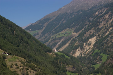 Fototapeta na wymiar Blick ins Schnalstal in Südtirol