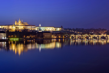 Fototapeta na wymiar Prague Castle and Charles Bridge at night blue hour