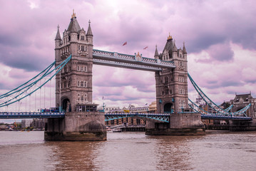 Fototapeta na wymiar Tower Bridge and River Thames in the cloudy day