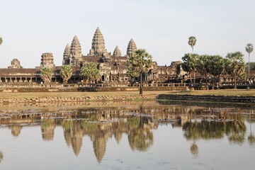 Angkor vat reflections