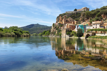 Fototapeta na wymiar Ebro river Miravet village in Catalonia