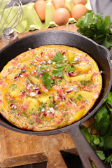 omelet and bacon