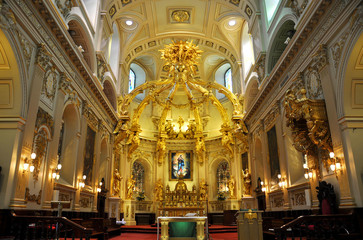 Fototapeta na wymiar Basilique Notre-Dame-de-Quebec in Old Quebec City, Canada.