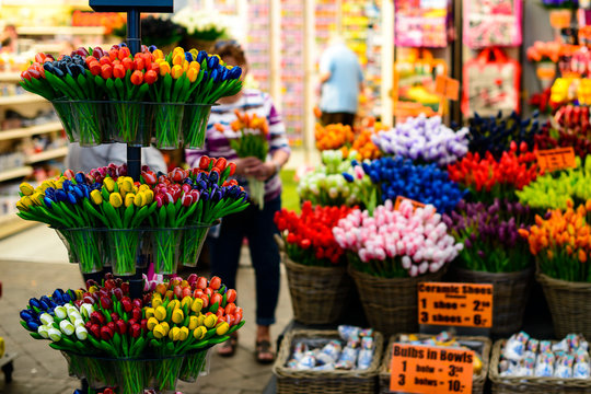 Fototapeta Colorful beautiful fresh flowers for sale on the market in Amste