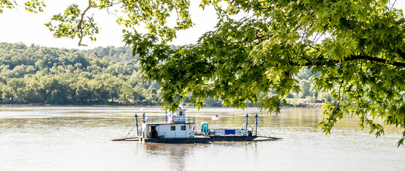 Augusta Kentucky Ferry Crossing Ohio River - obrazy, fototapety, plakaty