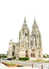 Obraz premium Basilique de Notre-Dame-de-l'Epine