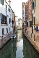 Fototapeta na wymiar Typical Venice canal 