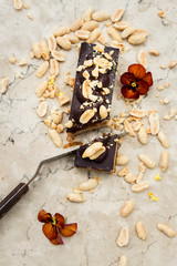 raw vegan dessert, peanut caramel bar