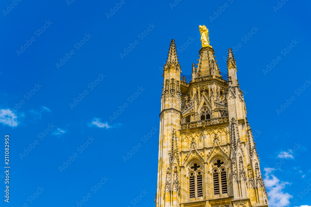 Wall mural basilica of saint michel in bordeaux, france