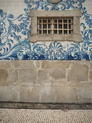 Details of the Iglesia del Carmen in Oporto, Portugal