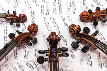 Geigen und Noten