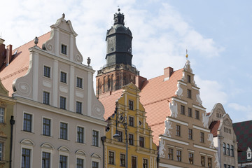 Fototapeta na wymiar Polen, Wroclaw, Breslau, Häuserzeile am Rynek auf der Westseite des Rynek (Rings)