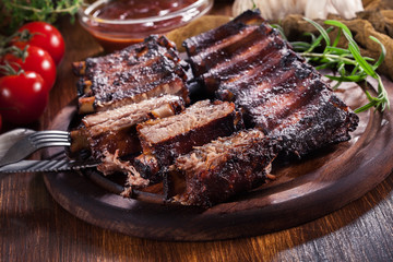 Spicy barbecued pork ribs